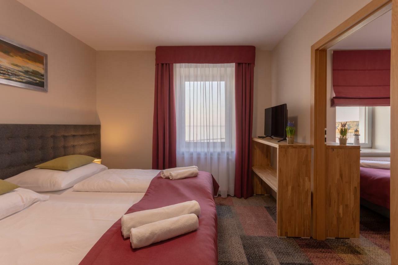 Marina Pallatium Premium Floor Kamien Pomorski Extérieur photo