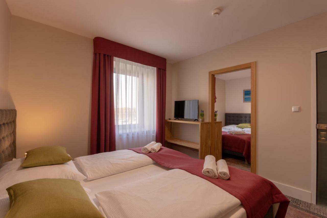 Marina Pallatium Premium Floor Kamien Pomorski Extérieur photo