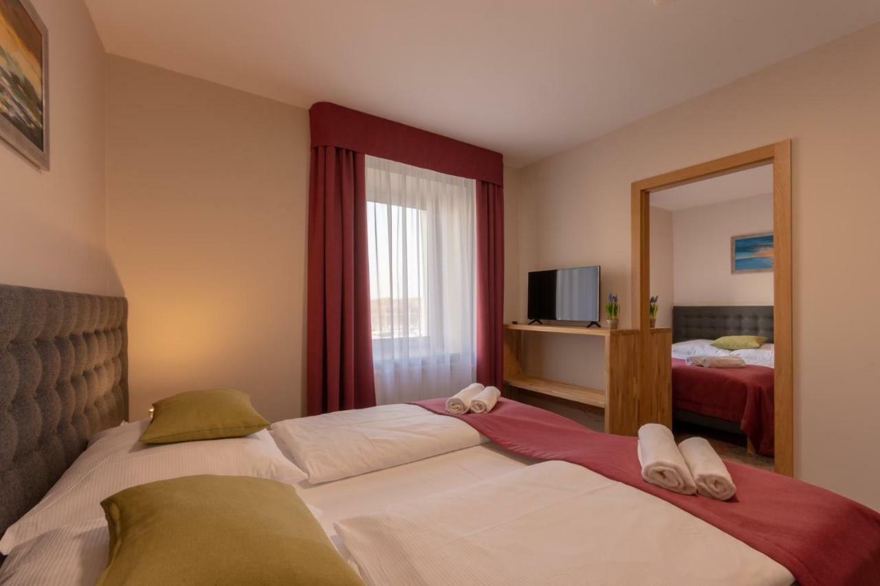 Marina Pallatium Premium Floor Kamien Pomorski Extérieur photo